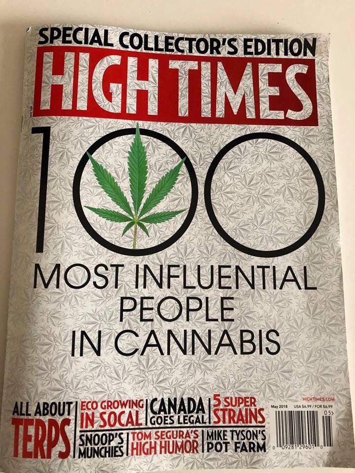 qnp's tweet photo. Thanks to @PsHewett for sending these snaps of the new Special Collector’s Edition of @HIGH_TIMES_Mag featuring @greenmarketto 🍁💯💚🙏 #mmj #cannabisqueens #greenmarketto #greenmarket #ohcannabis #cannabis #hightimes #highsociety #ACMPR #legalizecanada #420to #420toronto #gmmto https://t.co/vY2PrPNERm