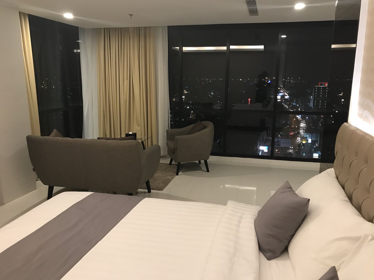 Hotel Neo Pontianak on Twitter: "Penthouse Only IDR 29,29,29++/ Hotel Neo Pontianak on Twitter: "Penthouse Only IDR 29,29,29++/