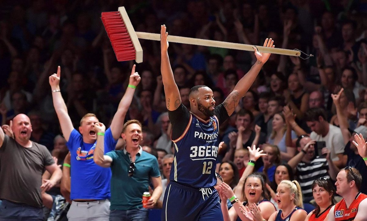 Adelaide36ers's tweet photo. BROOMS OUT!
IT'S A SWEEP!

We defeat the @PerthWildcats, 89-88.

Next stop: Grand Final!

#AllForAdelaide https://t.co/dpDvR8mZPZ