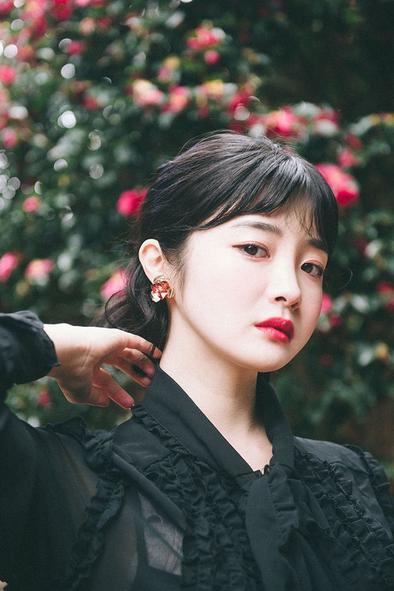 lilium__lily's tweet photo. RT 이벤트❤
겨울의 꽃, 동백冬柏을 모티브로 제작한 동백꽃E. RT해주신 한 분을 추첨해 동백꽃 이어링을 보내드���게요!

https://t.co/FYCME550Za https://t.co/c6v9qg1YPQ