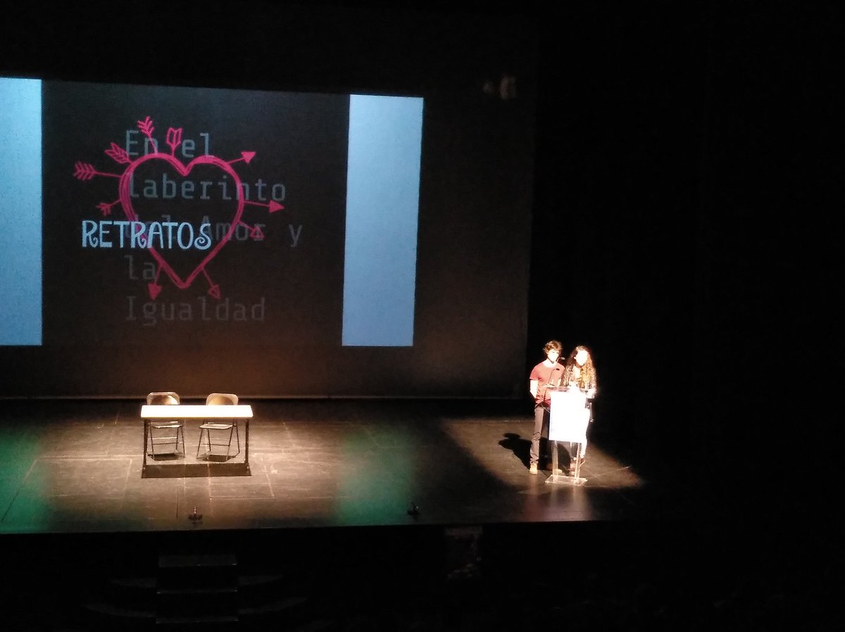 "Retratos, en el laberinto del amor y la igualdad".
Los alumnos y alumnas de los institutos de #Sanse han mostrado sus obras audiovisuales sobre la igualdad en el TAM bajo el lema "Crea y suma buen trato".