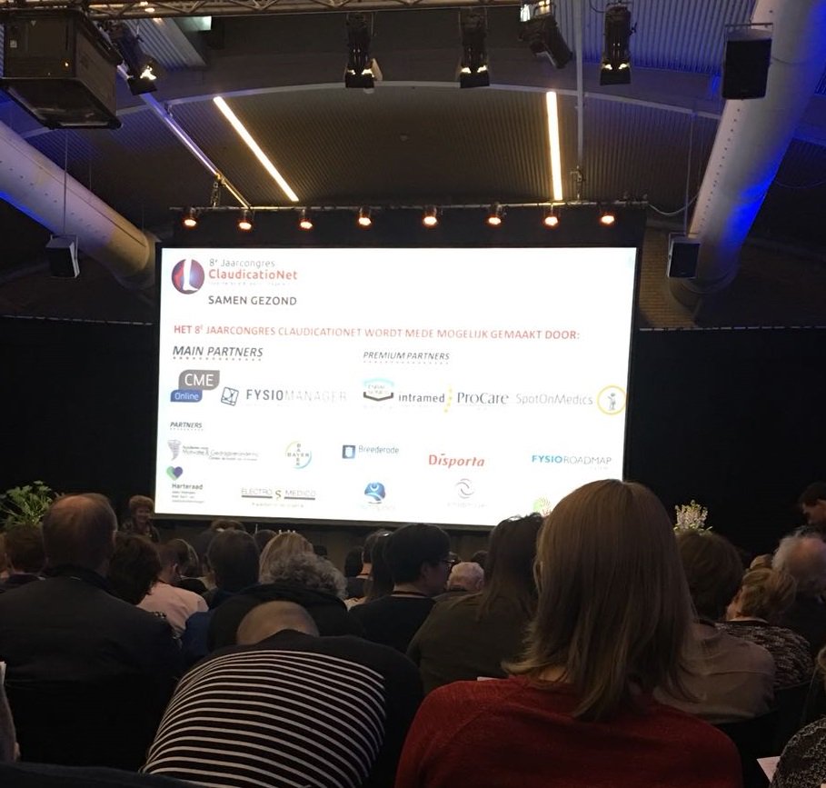 CentraPlaza_'s tweet photo. Als #claudicatio intermittens #therapeute neemt Margo regelmatig deel aan bijscholingen, zoals gisteren het 8e #ClaudicatioNet jaarcongres met veel interessante sprekers. Als #fysiotherapeut ben je ook #leefstijlcoach. Waarom? Lees haar verhaal op https://t.co/YGVVeALwSD https://t.co/FnIfg5LObG