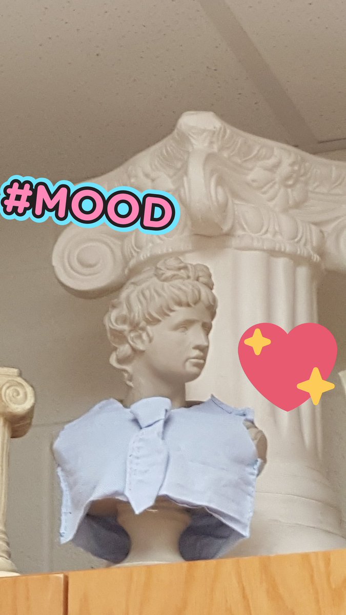 Yes we sewed a little shirt and tie on our little roman bust 💕💖💜