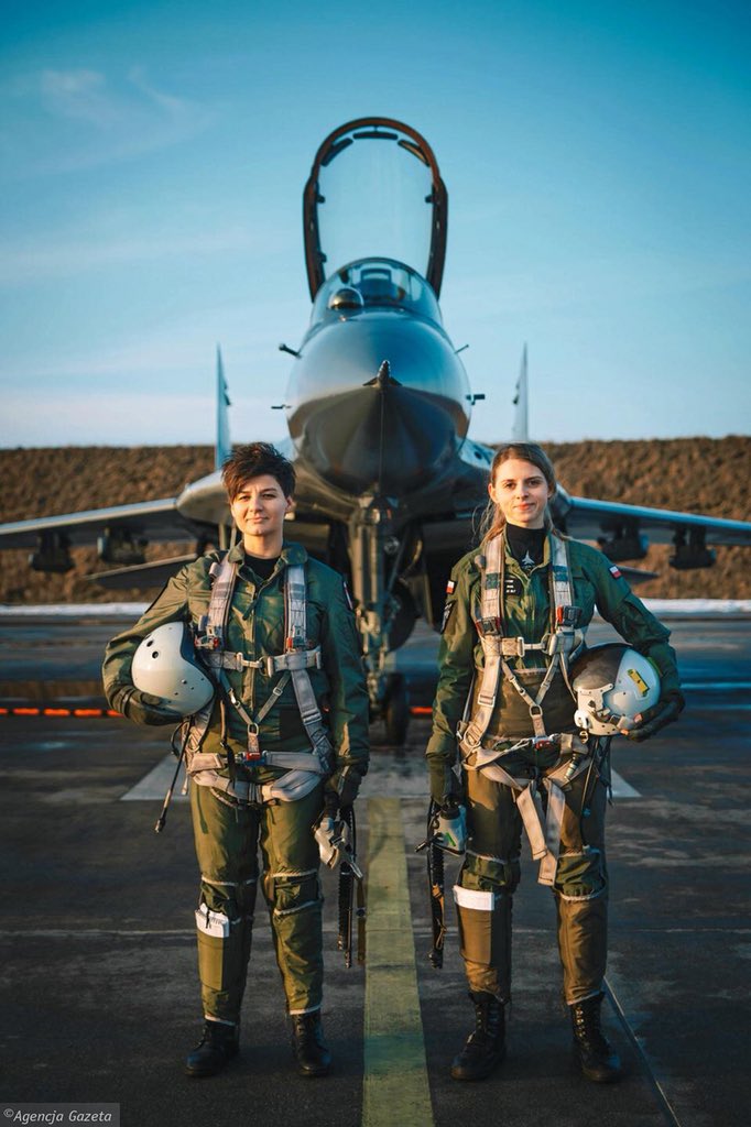 #Polish🇵🇱 #MiG29 fighters are also piloted by brave women serving in our #AirForce!

#WeAreNATO #PolishArmedForces #SilyPowietrzne #PolishAirForce