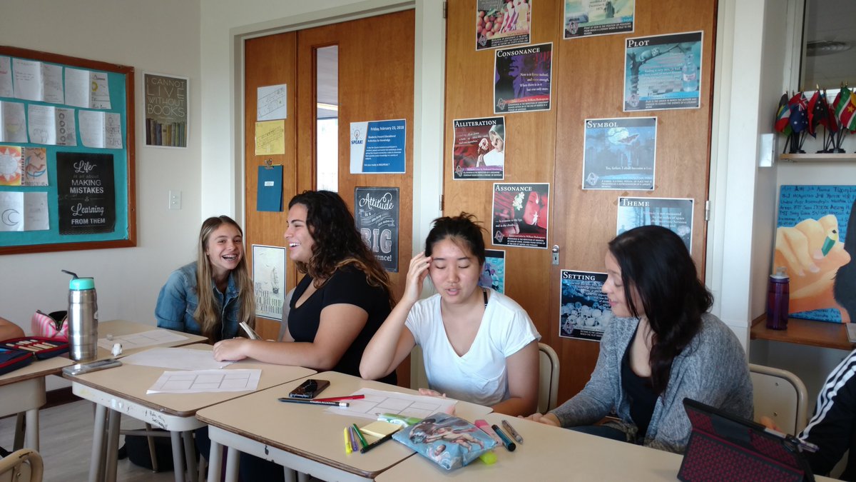 Naomi_Barbour's tweet photo. Last day of workshops with Grace Benati from @PosNegOrg @WhyComicsOrg. Thanks for the visit and for giving us all plenty to think about! #HSLangAndLearning #aeLincoln #aelpd @Susankr https://t.co/H1vjUO2Mcm