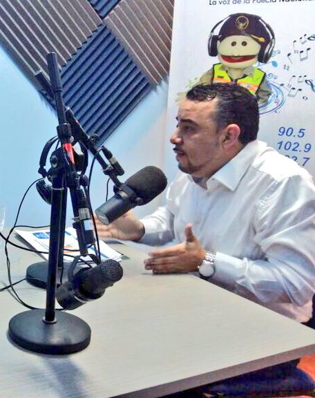 Competencia_Ec's tweet photo. #ChristianRuiz: "La @SCPM_Ec tiene por objeto prevenir, corregir y de ser el caso sancionar a los operadores económicos que incumplan la #LORCPM. Hemos multado con más de 220 millones en el Ecuador, pero nuestra prioridad es prevenir" @RadioVigia https://t.co/lLNMPnKVTJ