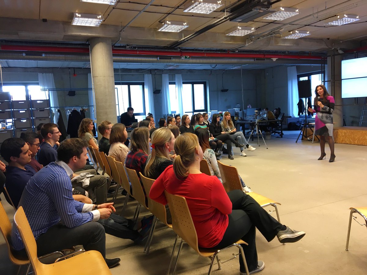 RenataVostra's tweet photo. Yesterday we welcomed @biljana_weber, GM @Microsoft_CZ, at @socialbakers! Biljana spoke about authentic leadership, her career journey, personal learning and inspirational sharing. Thank you once again! And how did you celebrate #womensday?:)
#insidebakers https://t.co/pDPXdNk0cN