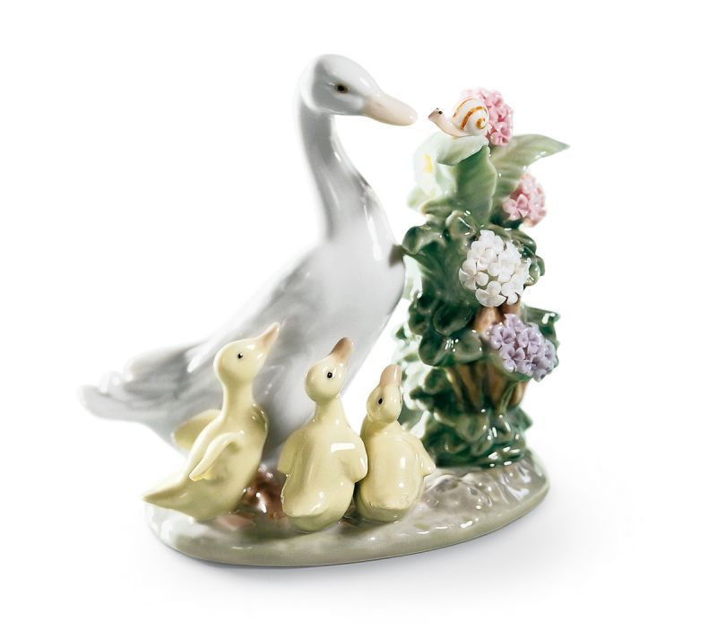 lladrofromspain's tweet image. Lladro 01001439 HOW DO YOU DO?
lladrofromspain.com/01howdoyoudo.h…

Size: 4 3/4 x 4&quot;
Tamaño: 12 x 10 cm
Year 1983

#lladro #howdoyoudo #snailindanger #ducks #porcelain