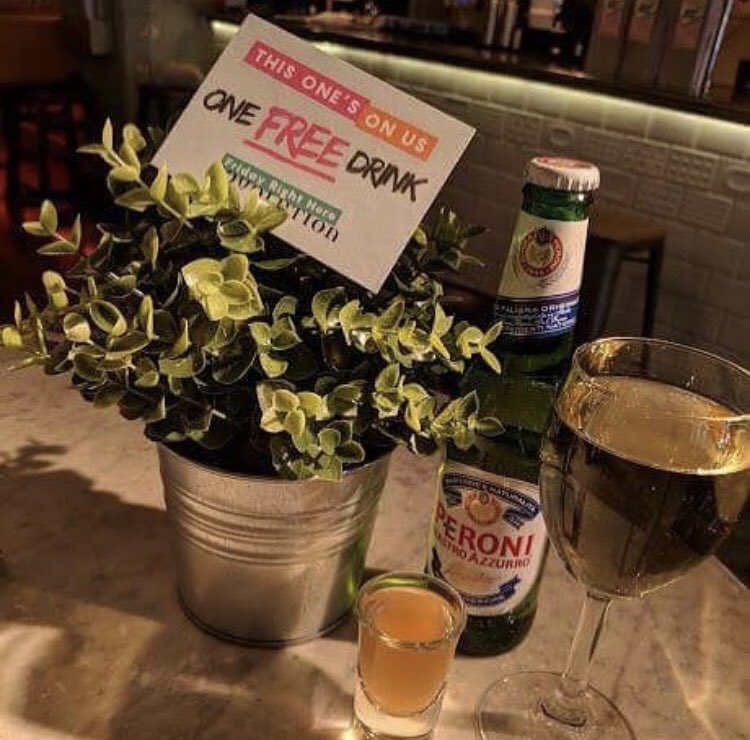 RevsAmericaSq's tweet image. Our favourite day of the week is (finally) here 🙌🏻 celebrate with a complimentary drink on us to start the weekend 🍻 get in touch on 0203 355 7500 #fridaylikeyouearnedit #revs4bevs #friday #fridayvibes #revs #revsamericasquare