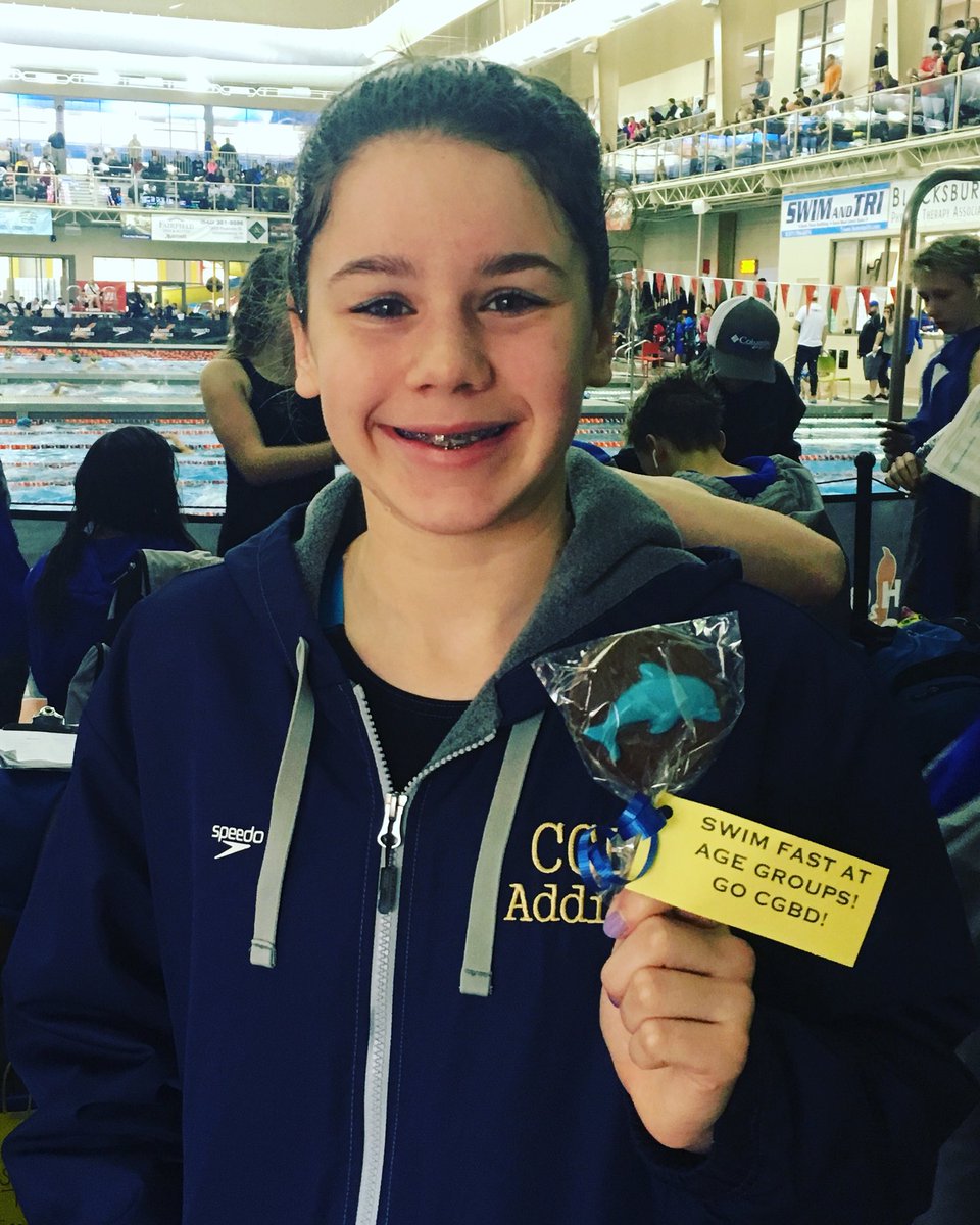 CGBD_SwimTeam's tweet image. We are ready to take on DAY 2! Here’s to FAST SWIMS and a huge THANK YOU to CGBD’S NATIONAL TEAM for the spirit bags encouraging these swimmers to #WinBig! #TeamWorkMakesTheDreamWork #CGBDStrong