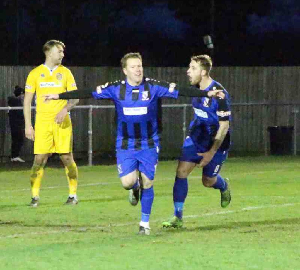 CleeTownFC's tweet photo. Big game in our quest for the play-offs as we entertain @Alvechurch1st at Bradley Saturday 3pm - make sure your our 12th man as we look to get back in amongst it! #Cleethorpes #Grimsby #EvostikLeague #playoffpush https://t.co/lUExOBIRBl