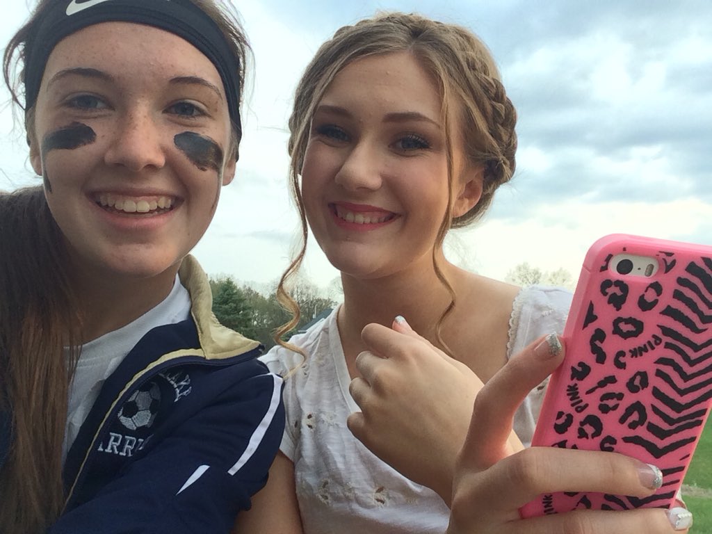 mceldery_a's tweet photo. HAPPY 21st to my big sis &amp; best friend 💗 love you long time https://t.co/qU9VlYbN9r