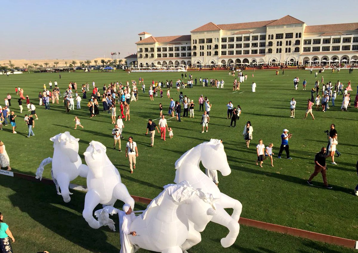 🏆 #halftime #goldcup final #dubai ➡️ <a href="/BinDrai1/">Bin Drai | بن دري</a> 9 vs <a href="/abudhabipolo/">Abu Dhabi Polo Team</a> 3 at <a href="/HabtoorPoloClub/">AlHabtoorPoloClub</a>