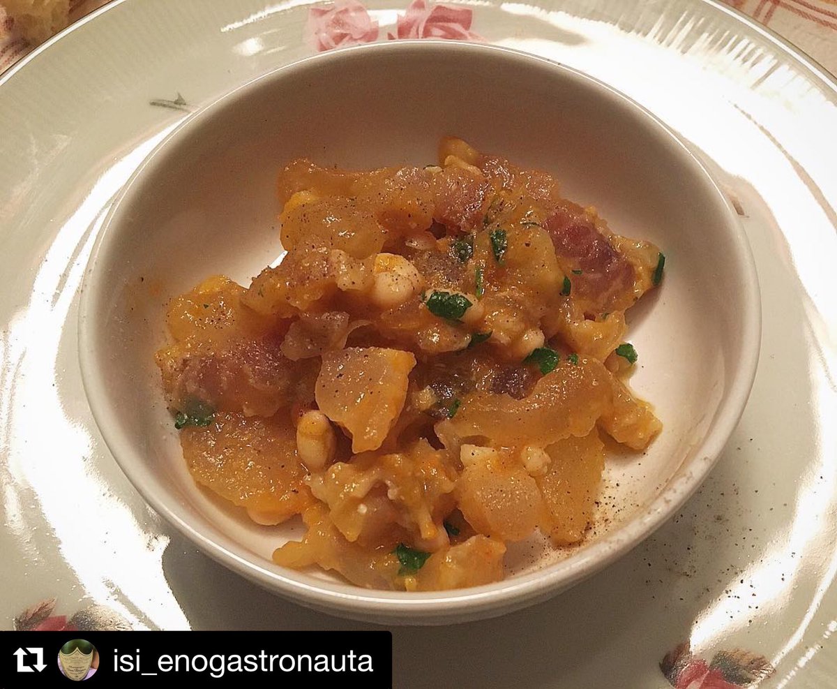 Erfood_official's tweet photo. Repost isi_enogastronauta •da instagram• Nervetti ne abbiamo ? #nervetti #frattaglie #modenese #nonantola #igersmodena #food #foodporn #foodlover #italianfood #foodstagram #foodgasm #instafood #emiliafoodlovers https://t.co/8kYhP1dQNT