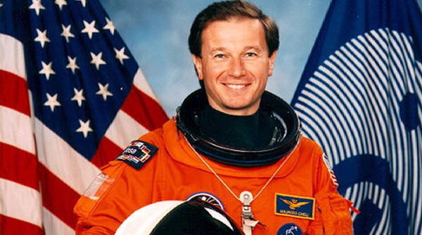 CosmosMediaIt's tweet image. #COSMOBSERVER è #mediapartner ufficiale dell&apos;#astronauta  #MaurizioCheli e della sua #Everest #Expedition 2018 Tutte le info qui 
cosmobserver.com/articles/attua…
#spazio #sfida #impresa #media #partner #comunicazione #mktg #COSMOSBSERVER