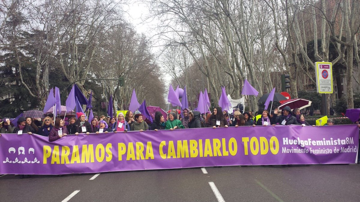 FeminismosMad's tweet photo. ✳️[HILO✳️ Ayer fue una jornada de huelga histórica que ha marcado un antes y un después. Esto se va a estudiar en los libros de texto. 

Hilo de fotografías de las jornada. Así contamos la huelga 💜 https://t.co/sg6seFNFuo