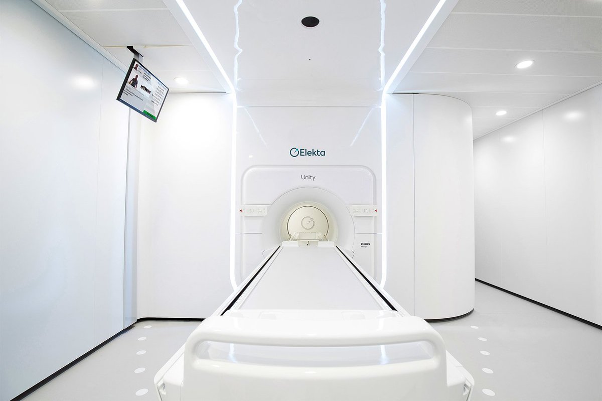 danielpjenkins's tweet photo. Fantastic to see all the hard work from @Elekta and @DCA_Design recognised with an iF Design award https://t.co/TaQyfxSowO https://t.co/B5QdGy8Mjm