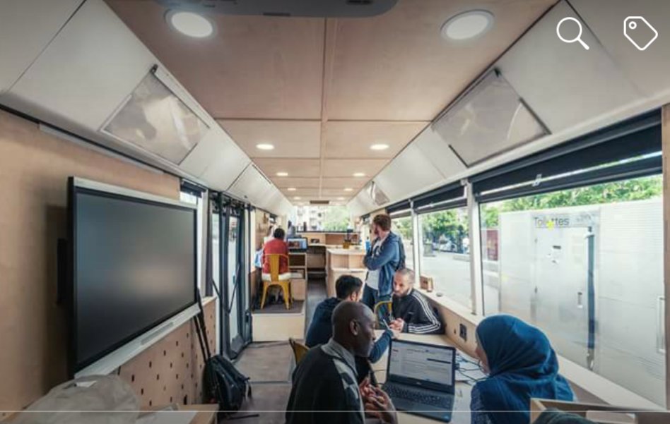 Fabulus report : 8 mois XP, 56 jours terrain, 462 personnes accueillies, 121 porteurs de projet accompagnés... Vous aussi, vous cherchez un moyen d'aller à la rencontre de vos cibles au cœur des territoires grâce à un fablab mobile où se sent comme à la maison ?