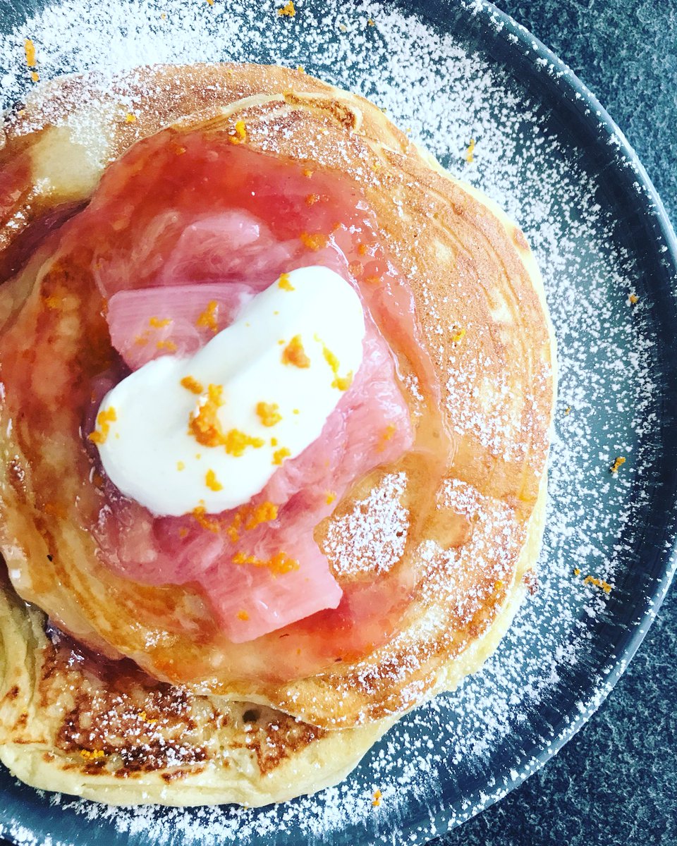 Mother’s Day weekend special // Rhubarb and custard hotcakes. Open 9am-5pm both Saturday and Sunday #specialitycoffee #coffeelovers #barista #cafe #donaghadee #coffeelife #coffeebreak #bythesea #northernireland #coffeetime #foodni #foodiefinds #peoplebrewcoffee #coffeeshop