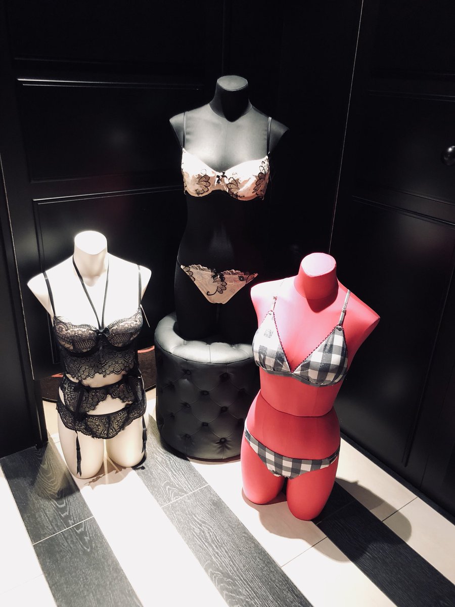 The beautiful new collection from Hunkemöller coming soon #flagshipstore #hunkemöller #kalverstraat #braparty