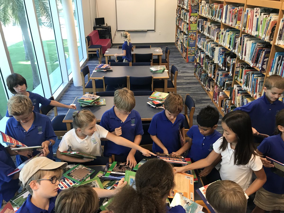 joan_a_murphy's tweet image. Sorting country books according to continents with g3 students #CISInspired #CISReads