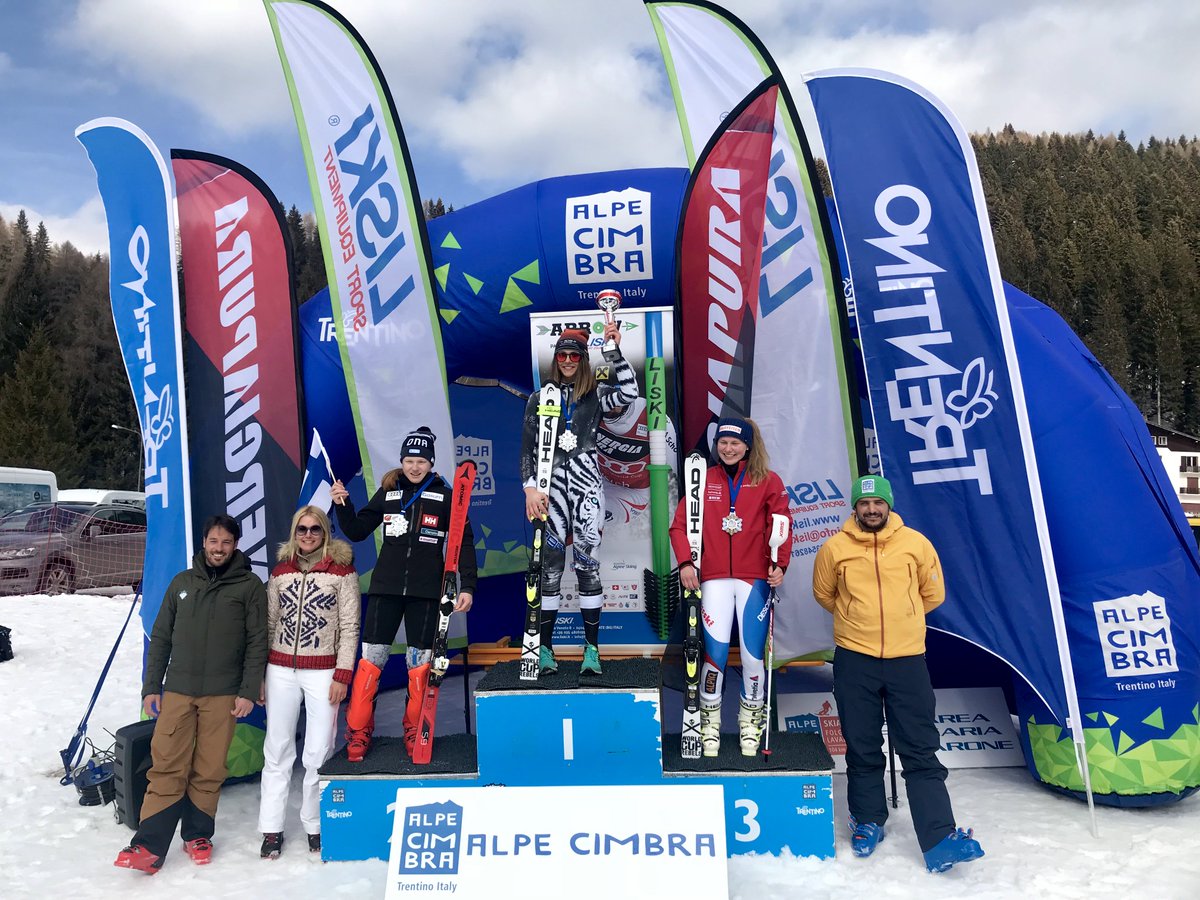 THE WINNERS OF THE U16-WOMEN SLALOM - ALPECIMBRA FIS CHILDREN CUP 2018!  🏆
1° DZENIFERA Germane (LAT) - (44.81 - 43.49) -> 1'28.30 
2° POHJOLAINEN Rosa (FIN) - (46.63 - 44.40) -> 1'31.03 
3° ZOLLER Sarah (SUI) - (45.93 - 45.29) -> 1'31.22 
#alpecimbrafischildrencup#alpecimbra