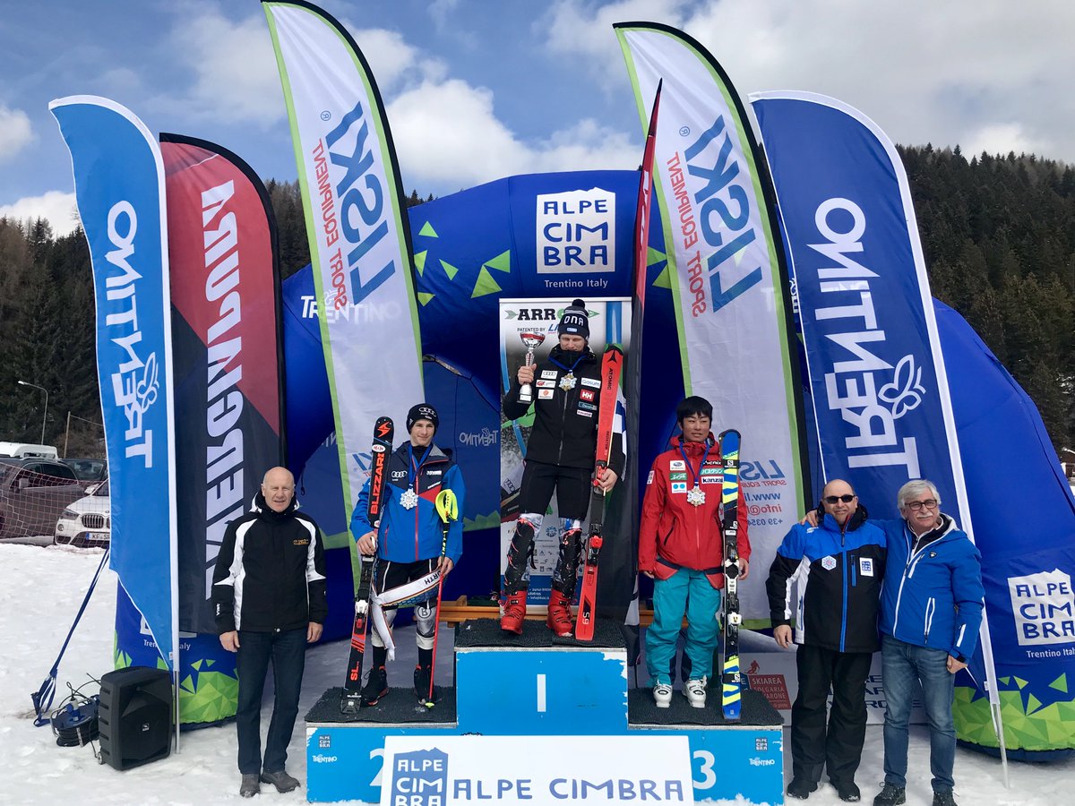 THE WINNERS OF THE U16-MAN SLALOM - ALPECIMBRA FIS CHILDREN CUP 2018!  
1° TAPANAINEN Jaakko (FIN) - (45.32 - 43.21) -> 1'28.53 
2° SENNHOFER Marinus (GER) - (45.51 - 43.07) -> 1'28.58 
3° KIMISHIMA Ohra (JPN) - (45.37 - 43.95) -> 1'29.32 
#alpecimbrafischildrencup #alpecimbra