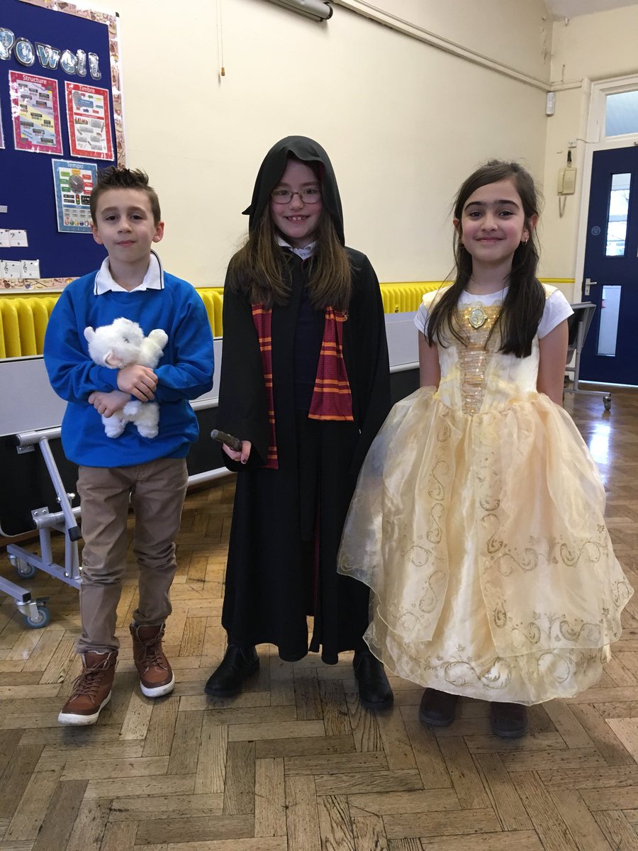 BadenPowellPSY3's tweet photo. #WorldBookDay music session https://t.co/8IDt4aY53L