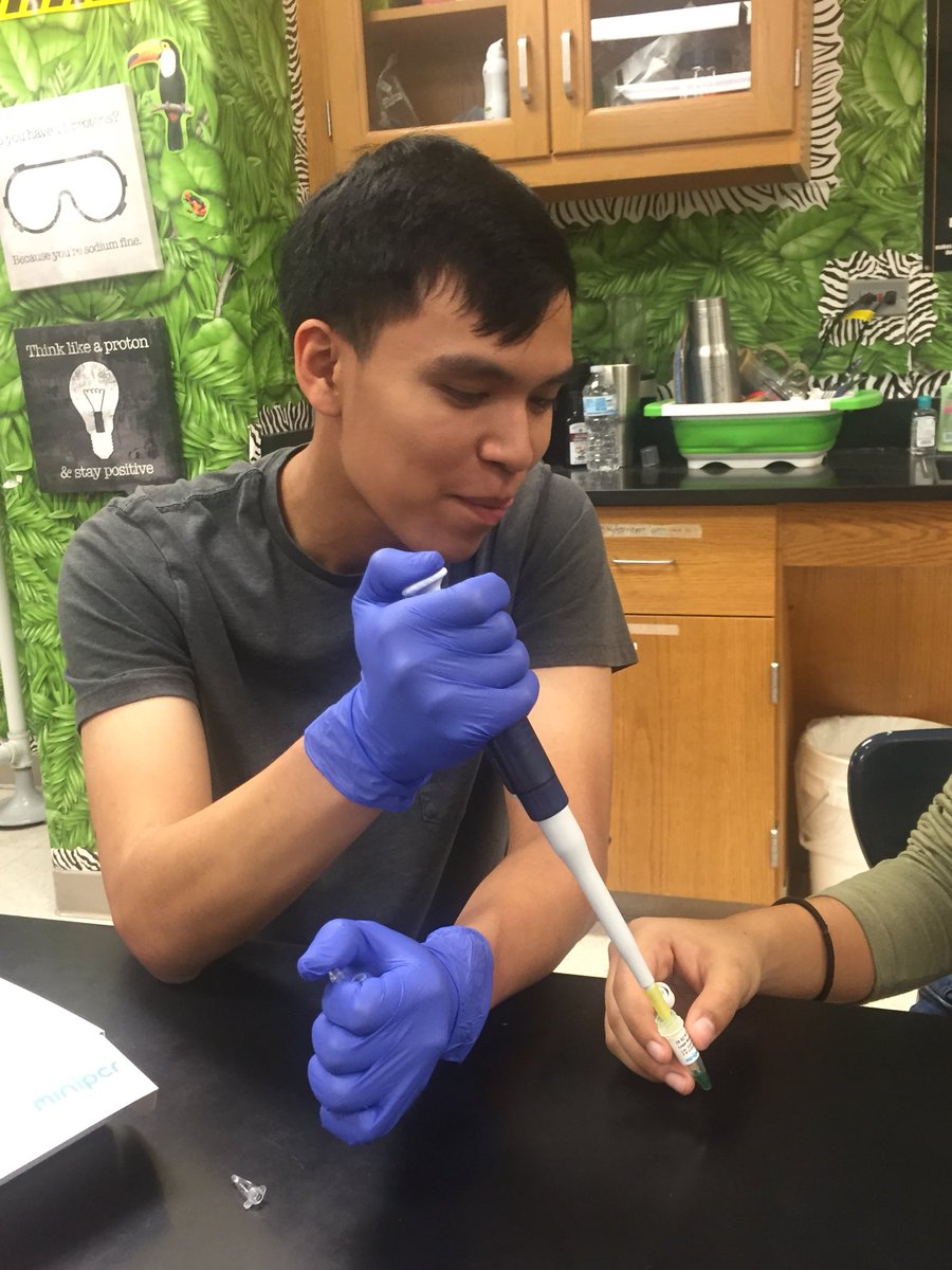 Queen_Nerdling's tweet photo. Myself and lab assistants prepping DNA for PCR for the who did it crime lab #Nerdling #queennerdling #TexanPride #WeAreRexans #OnlyTheBest #apbio https://t.co/m2PsDupZEH