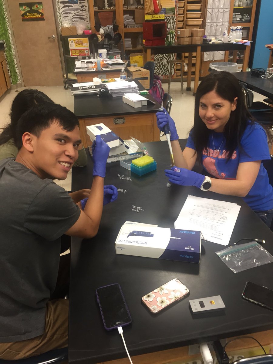 Queen_Nerdling's tweet photo. Myself and lab assistants prepping DNA for PCR for the who did it crime lab #Nerdling #queennerdling #TexanPride #WeAreRexans #OnlyTheBest #apbio https://t.co/m2PsDupZEH