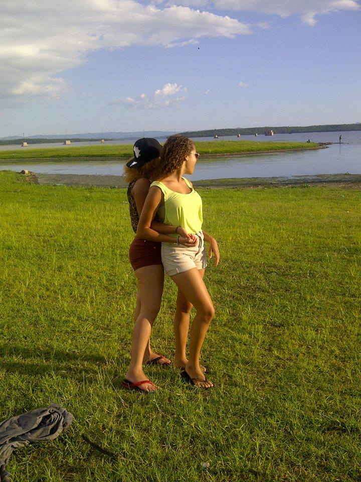 KaribaHolidays's tweet photo. I's official. It's Friday! The girls are coming for the weekend. For situation specific, fun-filled #LakeKariba weekend packages, please DM us or e-mail: ulakariba@gmail.com. #BePleasured! #TakeYourLeisureSeriously! #KnowingTouch! https://t.co/fJ1CHxThDr