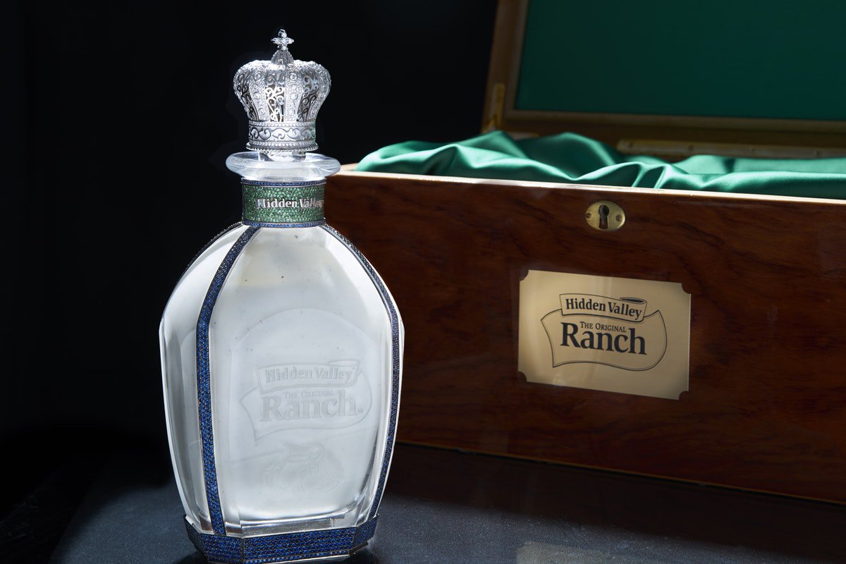 DJJohnnyMarks's tweet photo. Hidden Valley unveiled a $35,000 diamond-encrusted ranch dressing bottle. I'll take 4... 😄@HVRanch https://t.co/2x6lI3Xm77