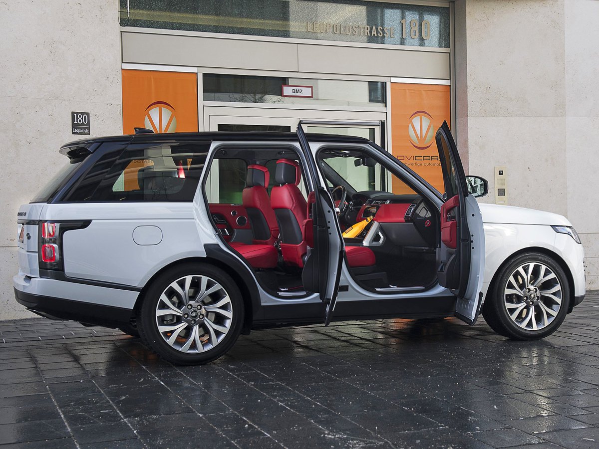 OVICARS1's tweet photo. Brand new Range Rover Autobiograophy 3.0l TDV6 MY2018 In STOCK at OVICARS https://t.co/dW7ShTEq5a https://t.co/QzkeWASLey