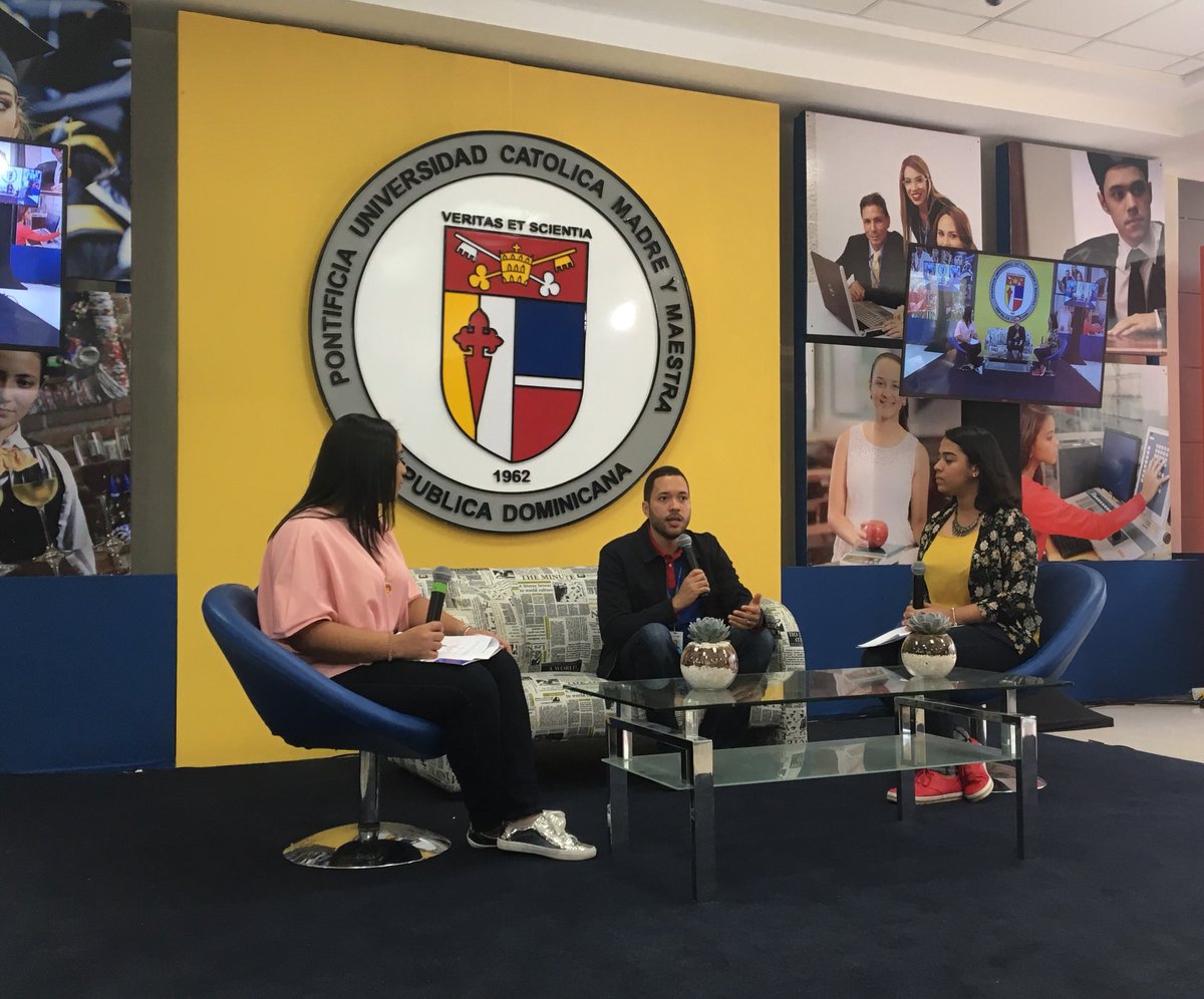 expresapucmm's tweet photo. “Nuestra aspiración es la excelencia, es ser el lugar donde se lleven a cabo las conversaciones más importantes y donde pase lo mejor de la República Dominicana.” -Dariel Suárez, Vicerrector Académico PUCMM. #OpenHousePUCMM https://t.co/omKZcbuNUR