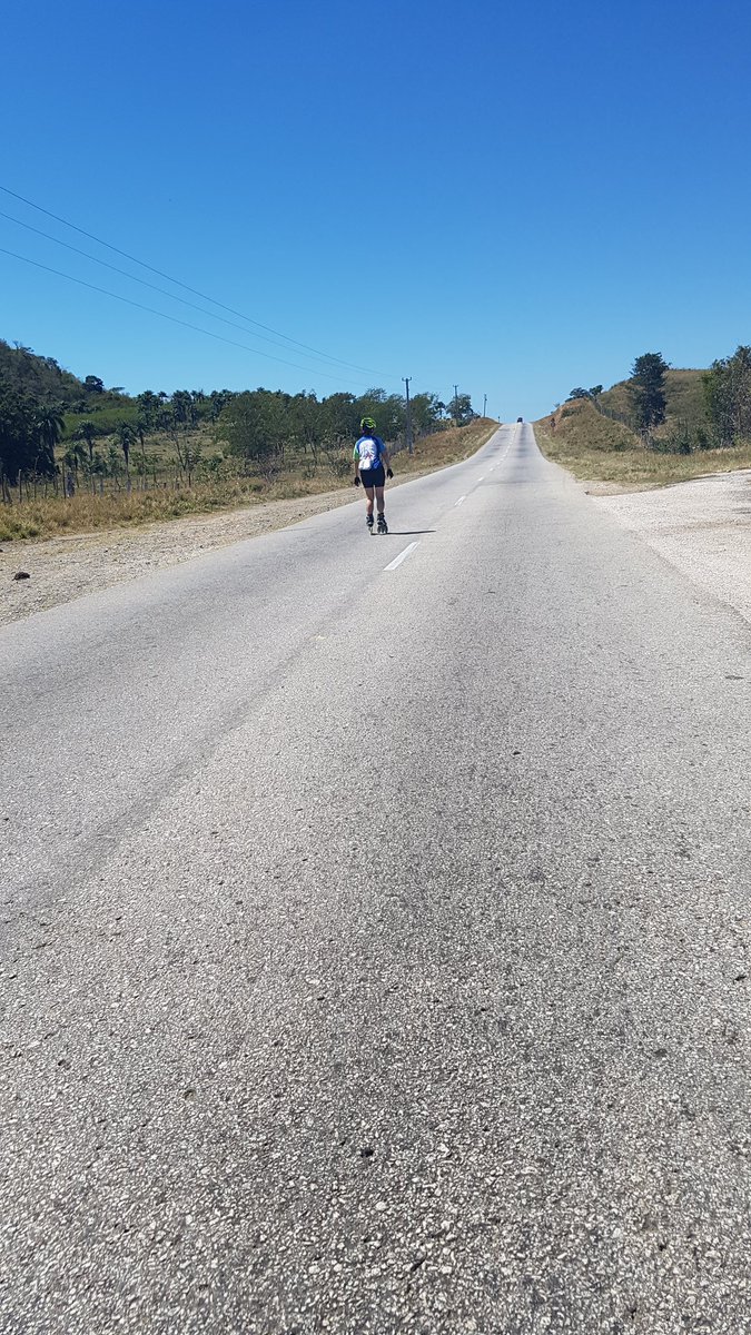 Isabelle300582's tweet photo. Cha mä in Kuba würklich inlinä? 
Und wie - ich wirdes sehr vermissä!
Merci @Motionline_ für die unbeschreibliche 2 Wuche! 
#inlineskating #cuba https://t.co/g8QQ6FeBSq