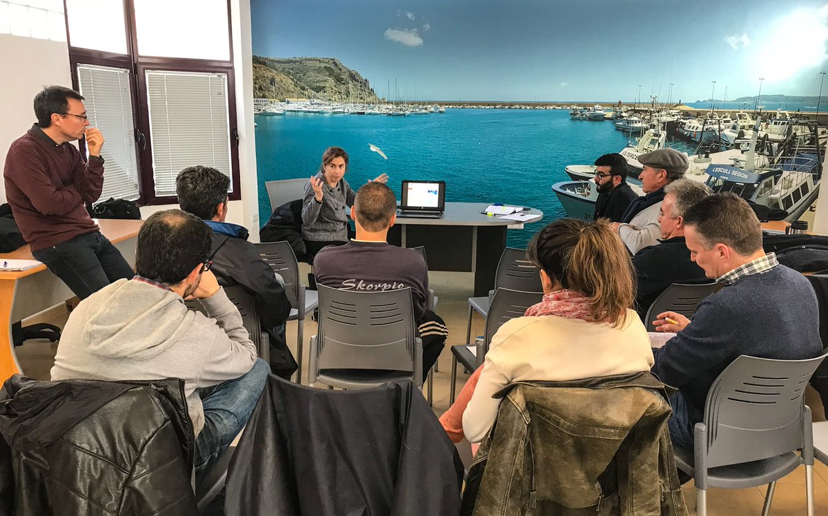 TripandFeel's tweet photo. Arranquem un nou repte al port de @XabiaTurisme. Un projecte  cooperatiu entre el pósit de pescadors, l'@AjuntamentXabia i la Fundació Valencia Port, per a convertir Xabia en el principal destí de Turisme Pesquer de la @c_valenciana. Us anirem informant #Pescaturisme https://t.co/Ffrhyoyz78
