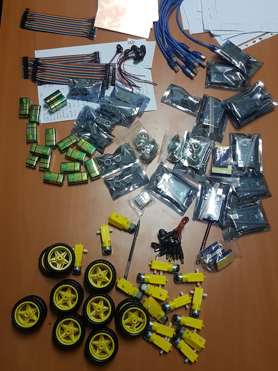 Malzemelerimiz tamamlanmıştır. Yarın katılımlarınızı bekliyoruz... #IEEENEVU #IEEE #ROBOT
