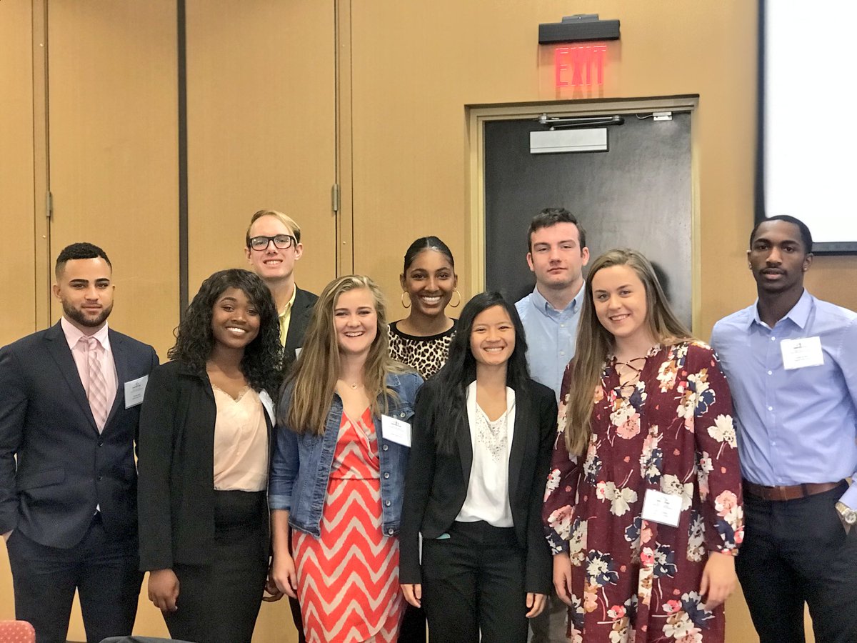 mrsramireza's tweet image. Proud to be with these amazing young people this morning at the Mayor Teresa Jacobs’ 2018 Youth Leadership Conference representing @ApopkaHS - this is our future- and the future is so bright! #apopkastrong