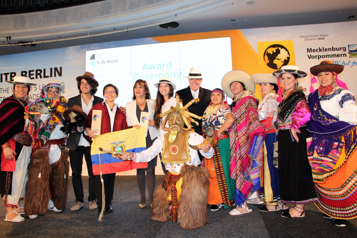 EmbajadaEcuDEU's tweet photo. Ecuador destaca a escala mundial en la feria ITB:

El Tren Crucero y la reserva ecológica Maquipucuna en la selva subtropical, 
a tan sólo 2 horas de Quito, 
llamaron la atención del público en Berlín.

Enlace al boletín:
https://t.co/aPEYUrDfX1  

.@IsabelOntaneda
@CancilleriaEc https://t.co/282SC4c7g6