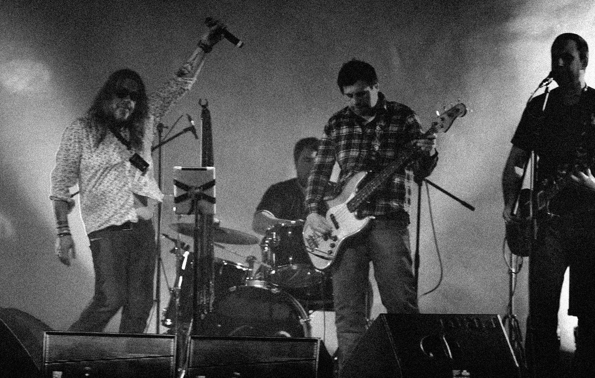 thestents's tweet photo. Tonight we're rocking up The Swan Inn, Hatfield Peverel - come on down!  https://t.co/ICKyWba8Zb https://t.co/GXcHj1lN3Z