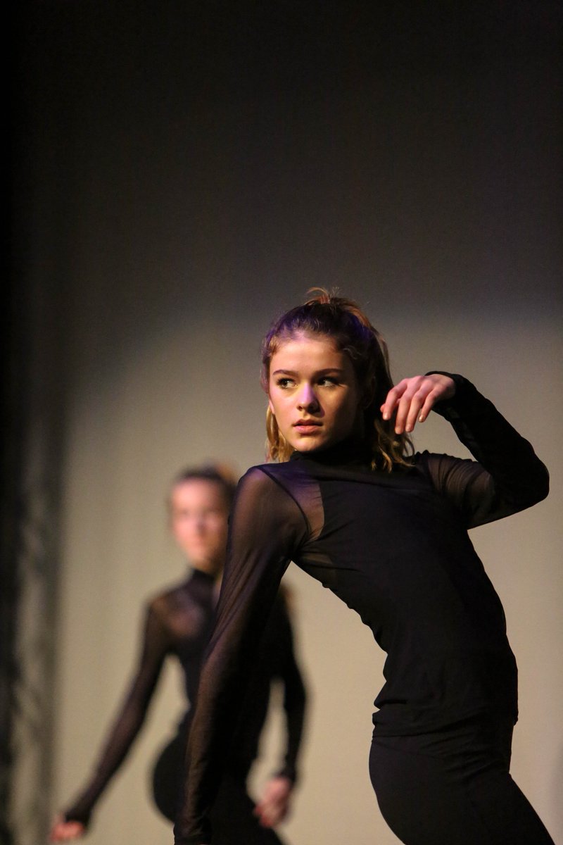 WellingtonUK's tweet photo. Well done to all the pupils in last night's Curriculum Dance Show! Incredibly proud to see their hard work and creativity take shape in some captivating dance routines! ๐๐ #WellyIndependent #WeAreWellington
https://t.co/9eUtK64N5F https://t.co/O5R3VazCUc