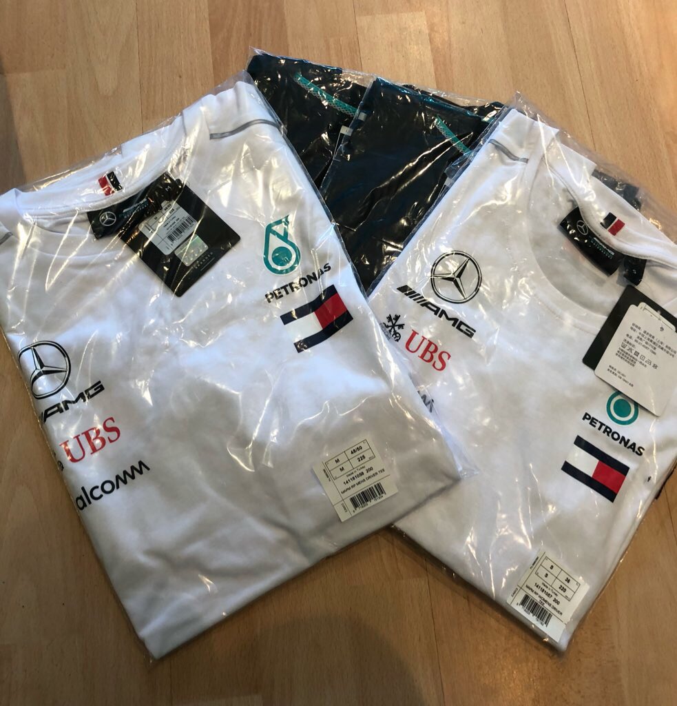 Julyah2010's tweet photo. Got to love a wee Friday afternoon delivery from @MercedesAMGF1  - New teamwear for me and @peco_train all set for our trip to the #BahrainGP @BAH_Int_Circuit #28Sleeps #RossTurns40 #SpecialBirthday #TripOfALifetime #DrivenByEachOther #HisandHers #BestTeam #F1 @F1 #2018Season https://t.co/CYRG8ris7x