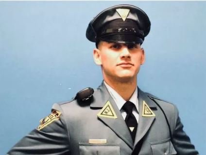 cpsj's tweet photo. Rookie @NJSP trooper makes a dramatic rescue when he comes upon a serious crash off #ACExpressway https://t.co/eM7rXyehp4 #heroism #NJ #lawenforcement https://t.co/vb1WVHzJr7