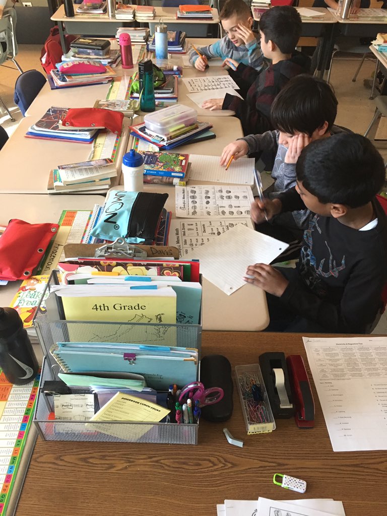 msdavispnb's tweet photo. Using a Chick-Fil-A menu to practice adding and subtracting with decimals. @PThiessen_LCPS https://t.co/Ls6wQ6cyWM