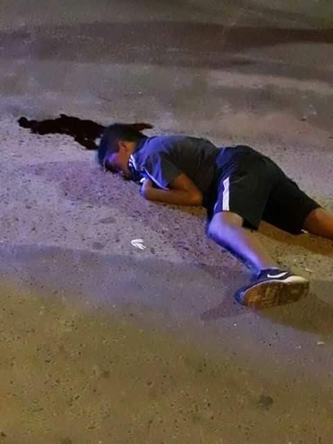 CCesaroni's tweet photo. Señor Presidente @mauriciomacri. Este es el resultado de ensalzar los homicidios cometidos por policías. 11 años tenía este niño, un nuevo fusilado en cumplimiento de la #DoctrinaChocobar. https://t.co/U0s0nkEgH5