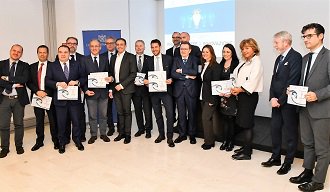 MacPlasMagazine's tweet photo. Al #KilometroRosso. #Solvay premiata da #Confindustria per #innovazione e #sostenibilità https://t.co/HvMAd2N0XV #MacPlas #SolvayGroup @SolvayGroup #SolvaySpecialtyPolymersItaly #SolvaySpecialtyPolymers @KilometroRosso @Confindustria https://t.co/3wGxjDFqcm