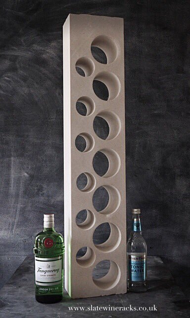 slatewineracks's tweet photo. My #gingame is looking strong this week #Gin #gintonic #ginlover #ginandtonic #ginfriday @tanqueraygins @FeverTreeMixers #stonegeek https://t.co/xnaAtFkl6c