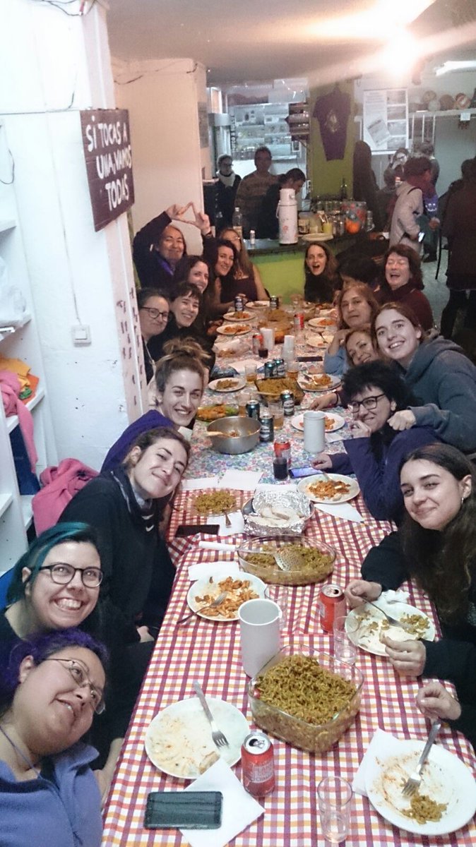 insurrektas's tweet photo. FELICIDADES A NUESTRO QUERIDO BARRIO POR TANTA ORGANIZACIÓN Y TANTA LUCHA! https://t.co/08iKXz75ke