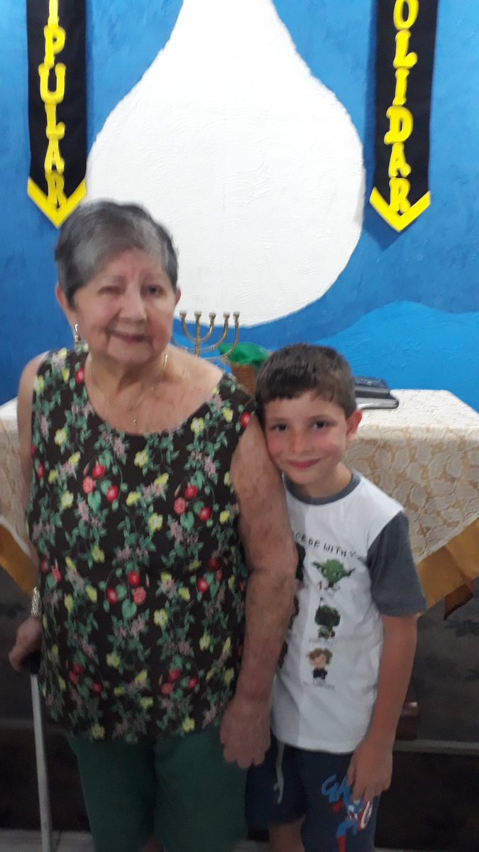 ElisLucas3's tweet photo. #programaencontro
#encontro tenho 79 me sinto jovem pois adoro dancar , sorrir mesmo tendo um avc faz 4 anos nao deixo de me sentir jovem amo a vida e nao me entrego por nada!! Meu nome Eronildes e esse tweter da momha filha @ElisLucas3
@programaFatima https://t.co/iH9GbZCtr3