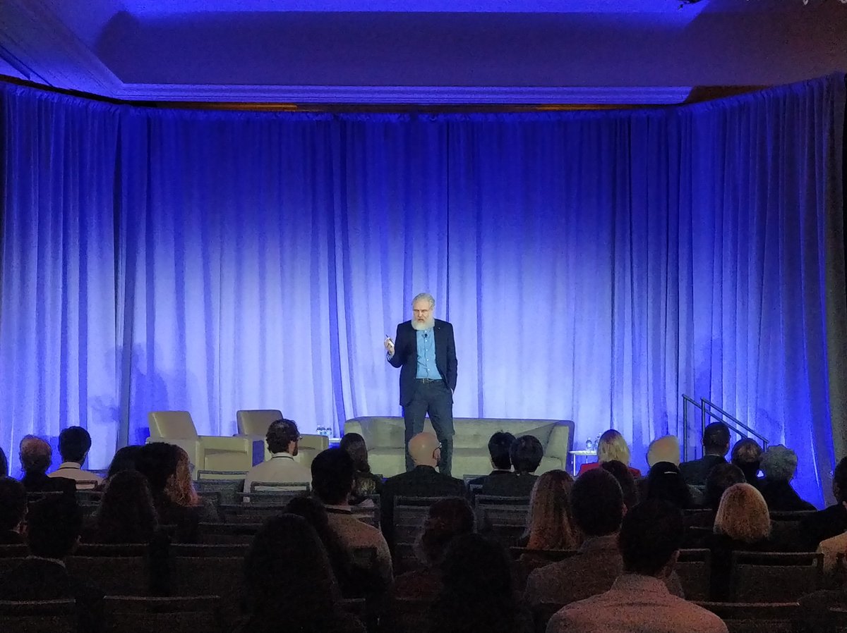 MITBioinnov's tweet photo. @geochurch kicked off the conference by talking about about cutting edge research in reading, writing, editing and reprogramming the genome at the #shbc18. Hope to see you all here soon!
#mitbioinnov #sloanhealthcare #healthcareinnovation https://t.co/aPiFA93Q9t
